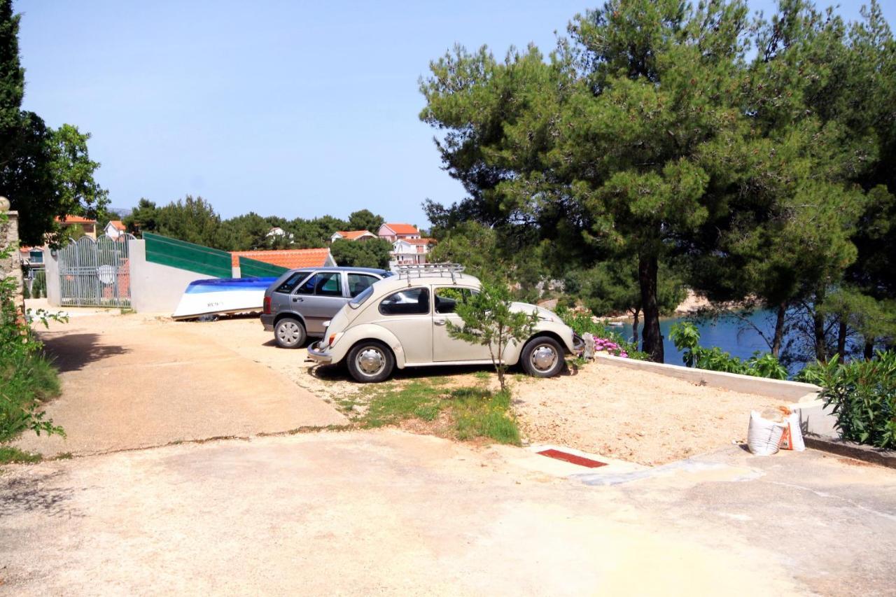 Apartments By The Sea Basina, Hvar - 542 Vrbanj Экстерьер фото